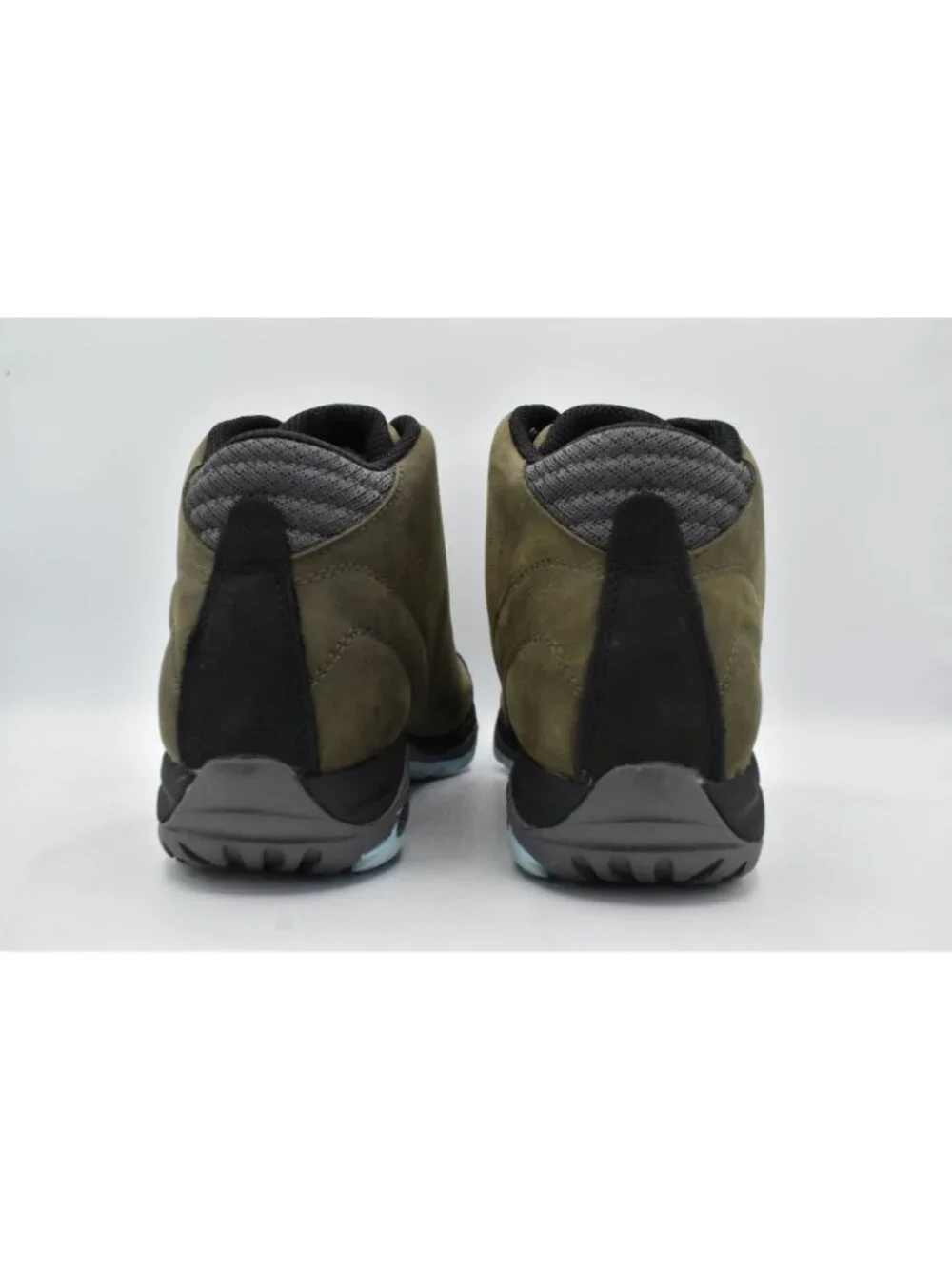Merrell Womens Size 10 Siren Traveller 3 Mid Nubuck‎ Waterproof Hiking Boots